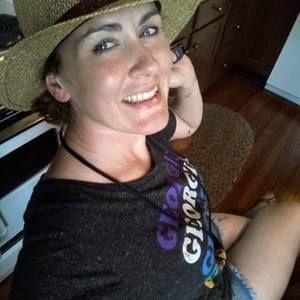 Meet your Posher, Eve